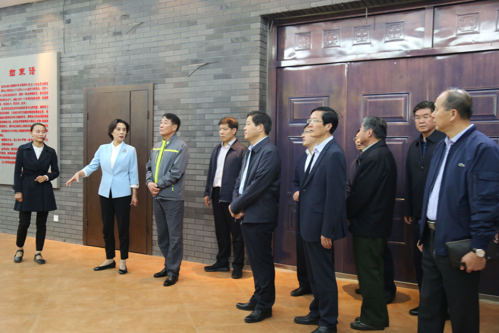 QQ图片20181029151558yong.jpg